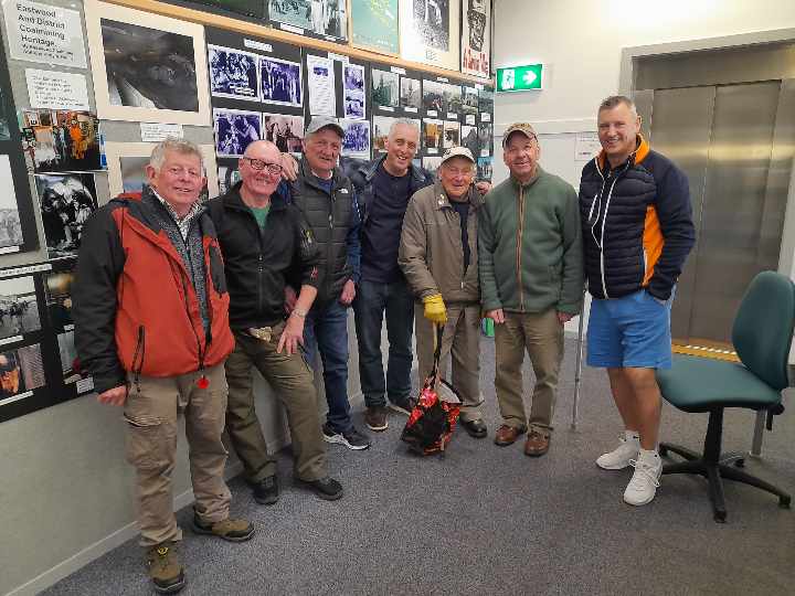 Recent gathering of former pit workmates at Anthony Kirby's coalmining photo exhibition at #Eastwood library @NottsLibraries including 92 year old former chock fitter, Ken Smith, 3rd right. #miningheritage