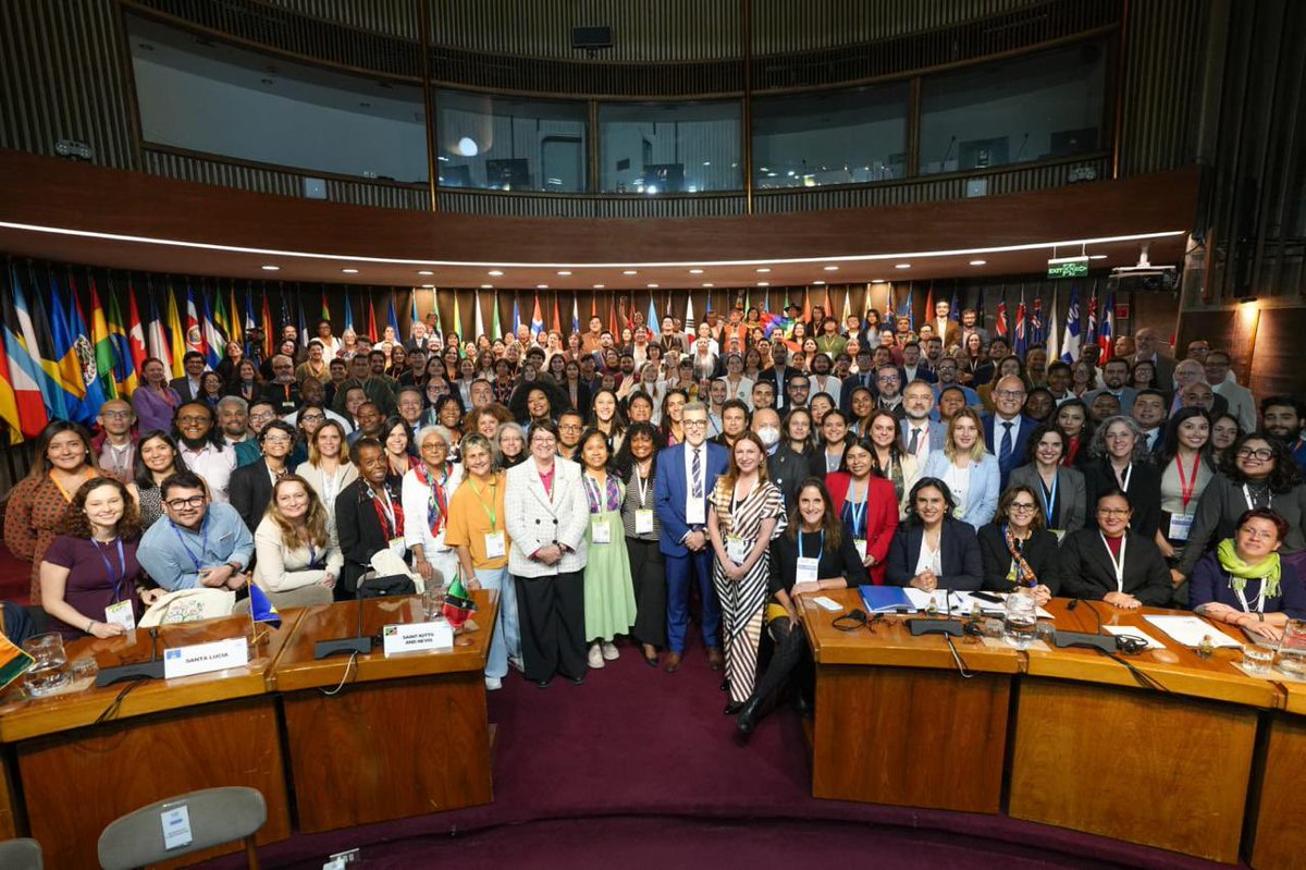 📄 || Aprueban en la COP3 del Acuerdo de Escazú iniciativa de #México sobre perspectiva de género con el objetivo de desarrollar acciones para crear entorno seguro para defensa de derechos humanos, prevenir la discriminación y violencia de género. #CurulPuebla