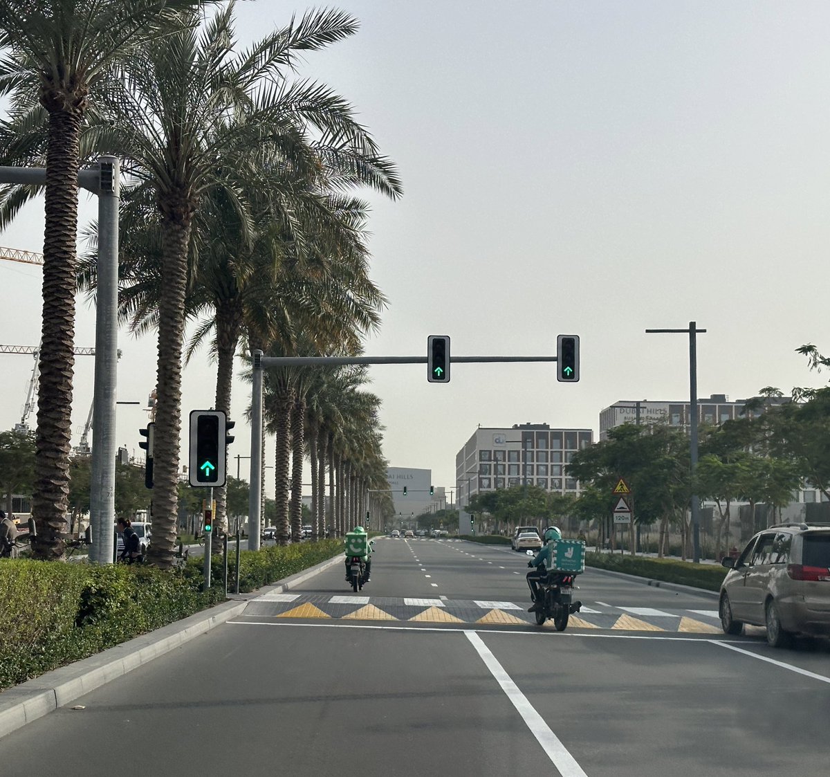 .<a href="/careem/">Careem</a> and .<a href="/Deliveroo/">Deliveroo</a> Can you ask your drivers to drive on the right side of the road please! Thanks #dubai