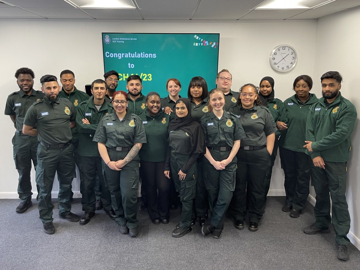 Delighted to welcome this newest group of Emergency Call Handlers to #TeamLAS 🤩 Capping off a busy April for our education teams who train all our new #ControlRoom staff ✅ Our 999 call handlers often answer more than 5,500 emergency calls on an average day in London.