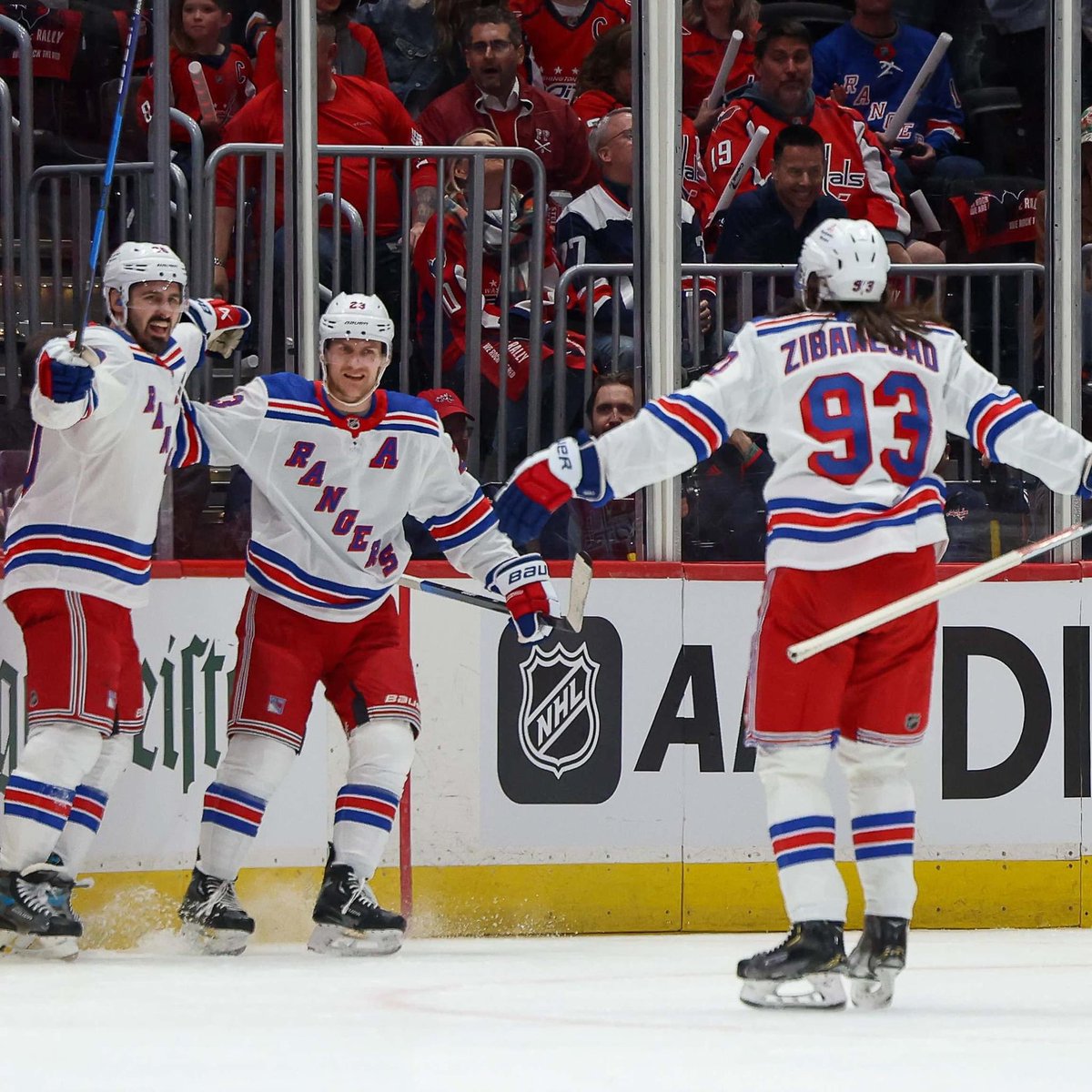 The New York Rangers are the newest members of the Sweep Watch Club 🧹👀

#NYRangers #WeBleedBlue