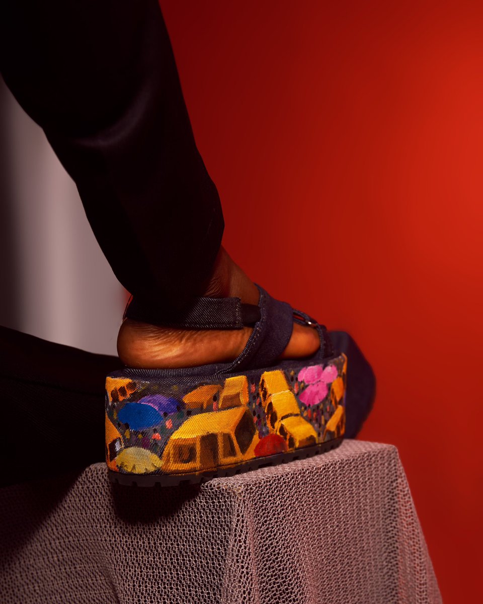 A WALK IN MY SHOES(IV) for @MayeTobs in collaboration with KOREDE AREMO BÀTÀ 8 Photography @Ohisviews Styling and Direction @Ifwlouie_ Model @doobaym