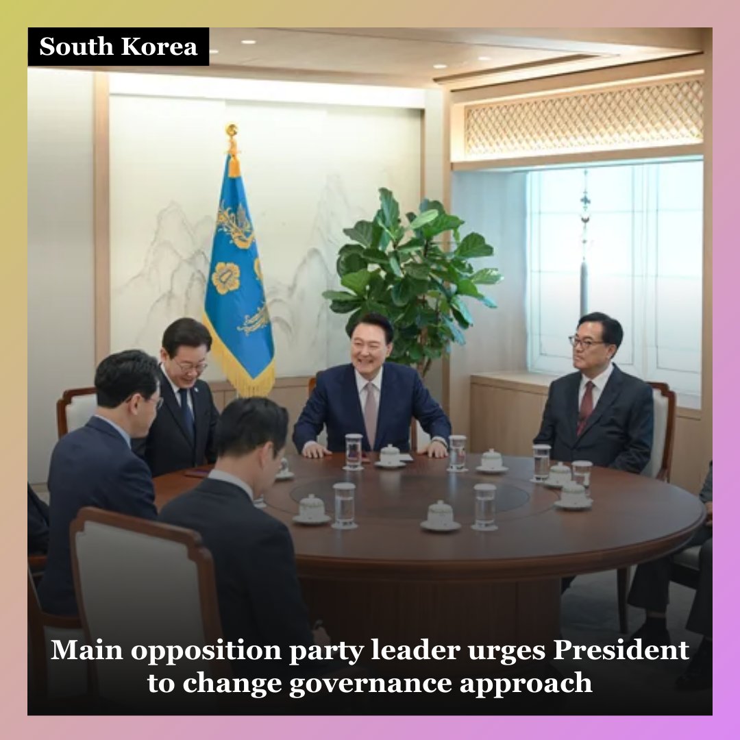 DPK's Lee urged President Yoon to reconsider governance, support subsidy program. Lee emphasized fair treatment, collaboration, peace talks over U.S. alignment. Yoon didn't respond directly. #KoreanPolitics 🇰🇷 #LeeJaeMyung #YoonSukYeol