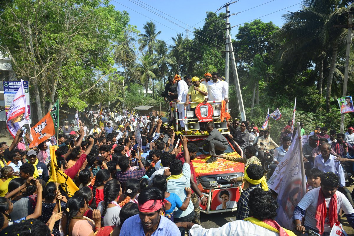 JanaSenaParty tweet picture