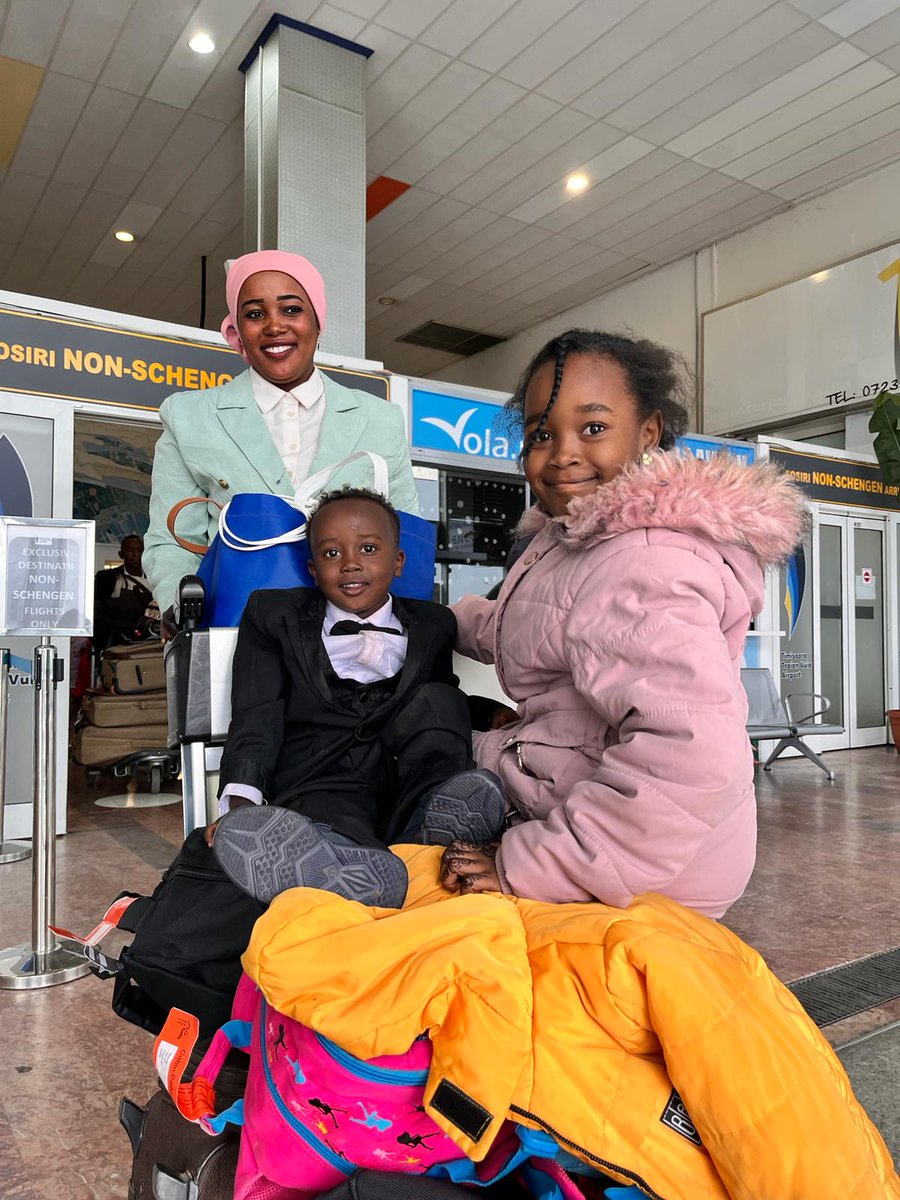 Last week, 127 refugees from Libya, out of which 65 children, arrived safely @ UNHCR Emergency Transit Centre, Timișoara, to be resettled to a 3rd country. 

ETC is providing refugees temporary shelter, a dignified stay & access to a variety of services since 2008. #WithRefugees
