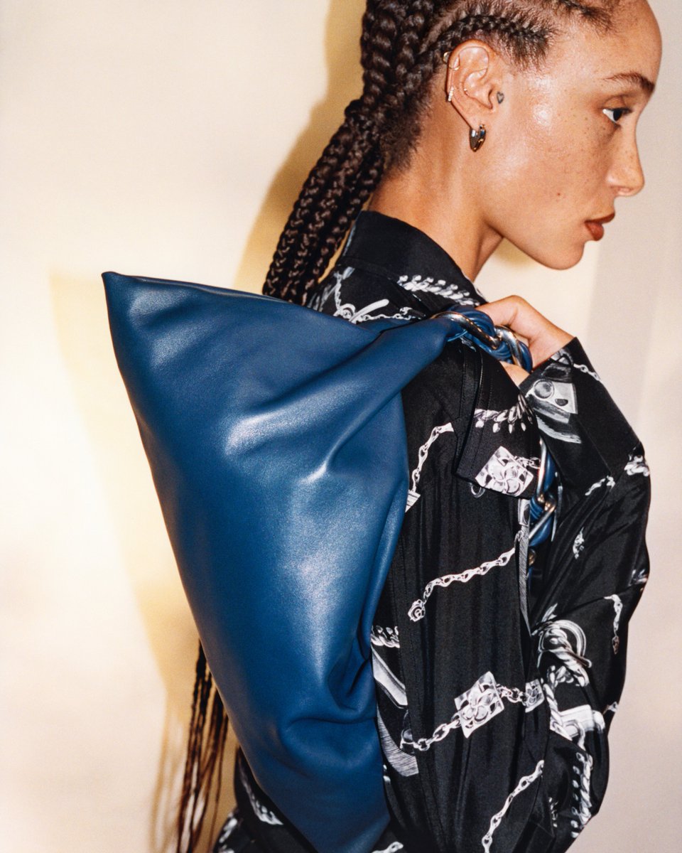 Burberry's tweet photo. Summer 2024

#Burberry 

https://t.co/dSQIJYnc0m https://t.co/TAj2wXx2FJ