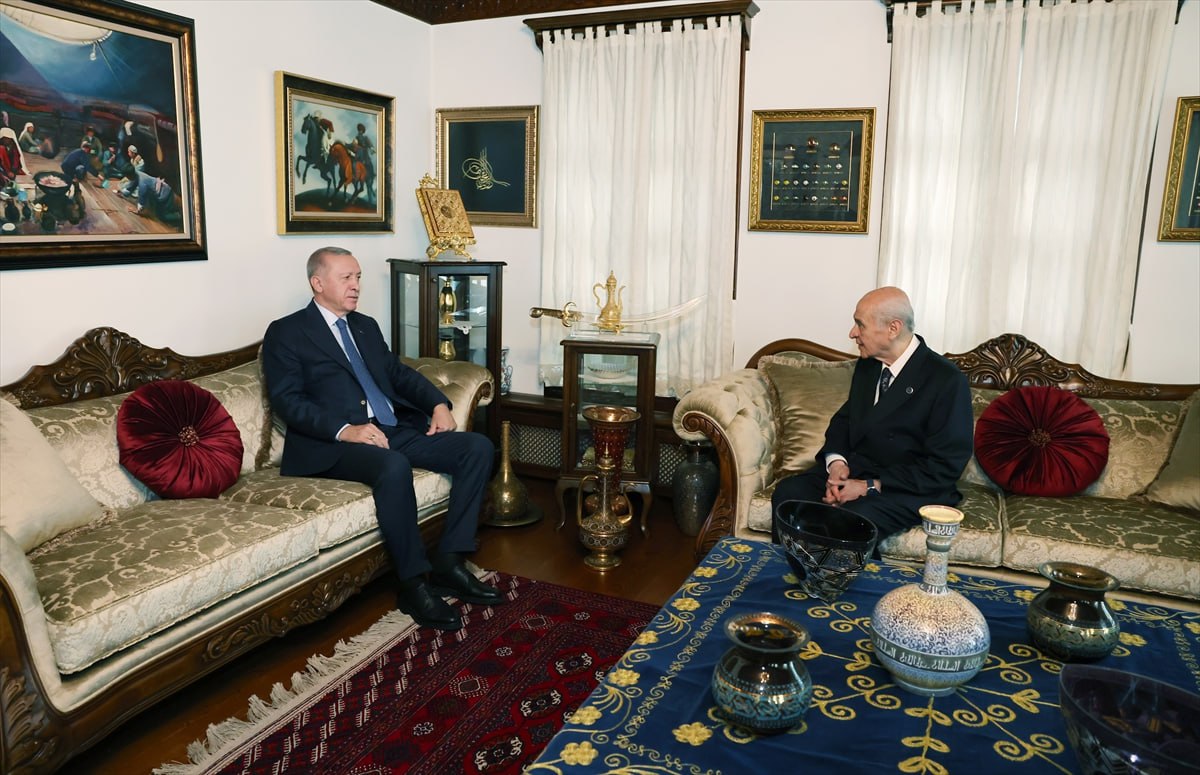 Cumhurbaşkanımız sn Recep Tayyip Erdoğan Liderimiz sn.Devlet Bahçeli ile #Devletbeykonağı da görüştü.