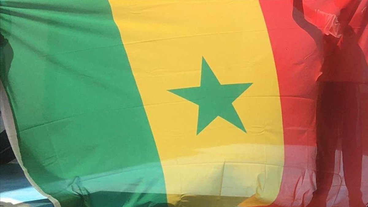 Senegal Fransızca yerine Arapçayı resmi dil olarak kabul etti habernas.com/senegal-fransi…