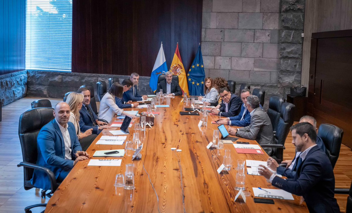 El Gobierno de Canarias destina 38.000€ a la mejora del cultivo de la batata en Lanzarote Con este importe se concederá una ayuda directa al Cabildo insular para revitalizar esta producción y combatir los agentes nocivos que afectan a su rendimiento 👉www3.gobiernodecanarias.org/noticias/el-go…