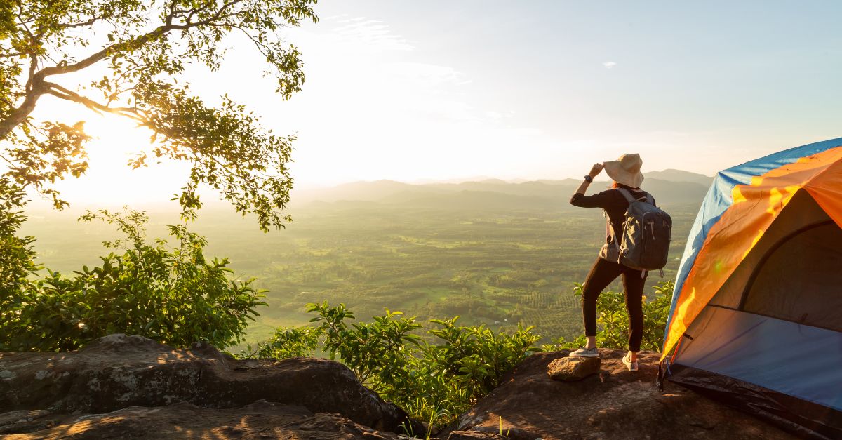 Sam Hopes gives us a great list of outdoor activities to do while camping. Any we missed? #camping #campingactivities #familycamping #camp #oregonkid oregonkid.com/2024/04/exciti…