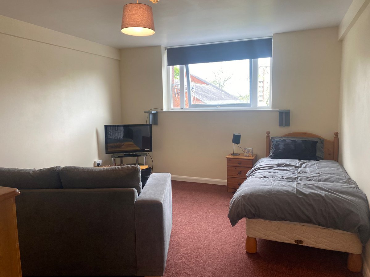 Emmaus Leeds tweet media