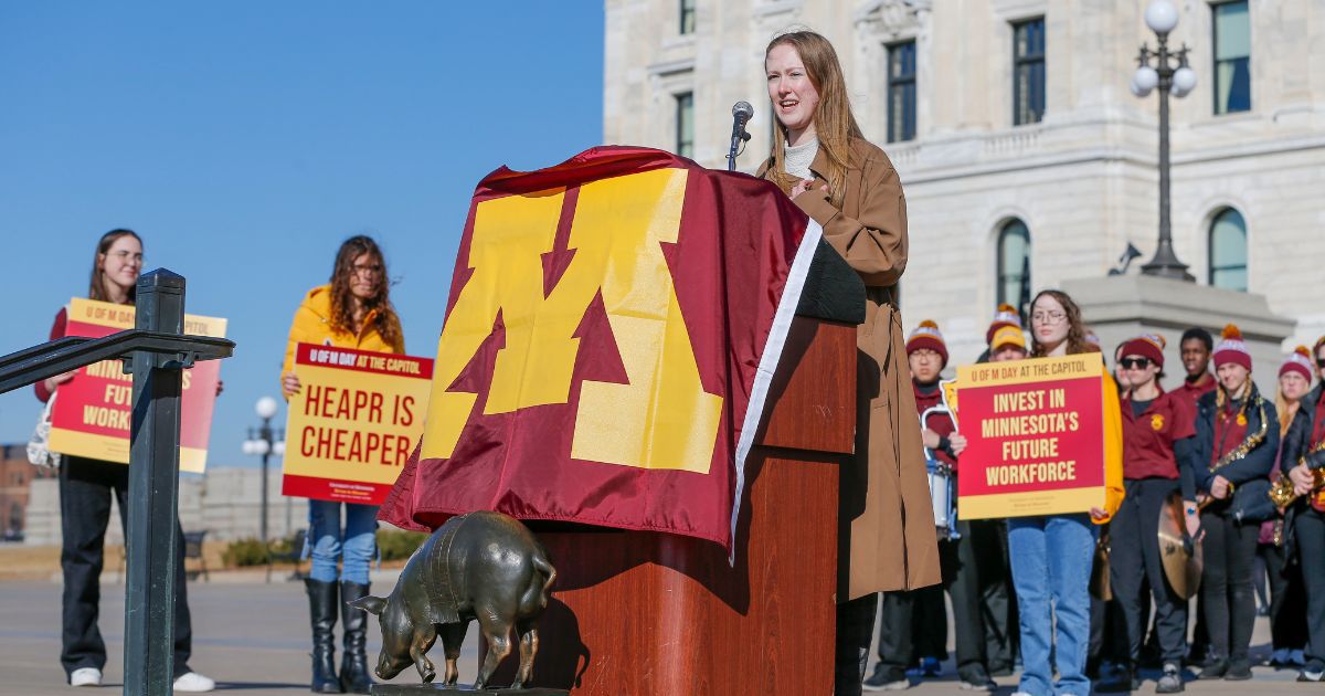 Kicking off the week with a visit to the heart of democracy! 🏛️ #MondayM umnalumni.org/s/1867/23/1col… #UMN #UMNAlumni #UMNProud