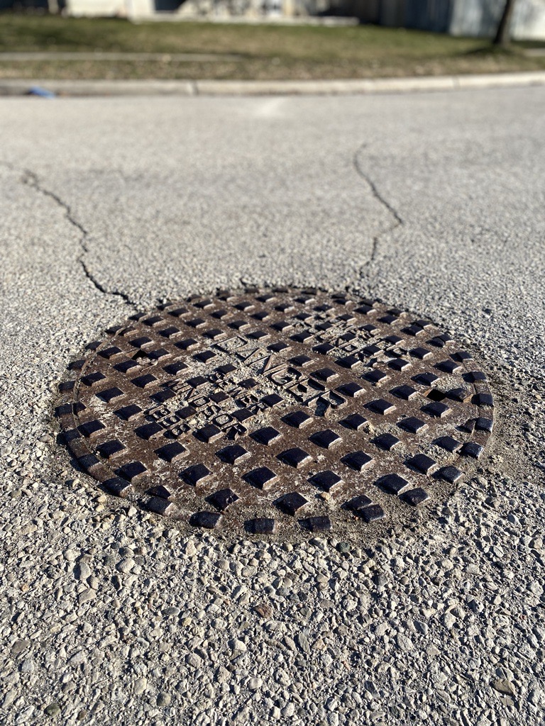 Good morning! We’ve got a team out in Ayr inspecting sanitary sewers to make sure everything is working well. No impacts to sanitary services. Please take care if you’re driving past the crews. This week, they’ll be on Inglis St, Rose St, Stanley St, Walter St and Bute St.