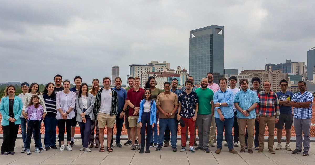 We had a fantastic lab retreat @RiceCompSci on Sat with @traingene @svillapol @grahamserwin. Many great talks and posters! Amazing overlap of interests between @BCM_HGSC @RiceCompSci @bcmgenetics @MethodistHosp For sure wont be the last one! Many thanks to everyone @TXMedCenter