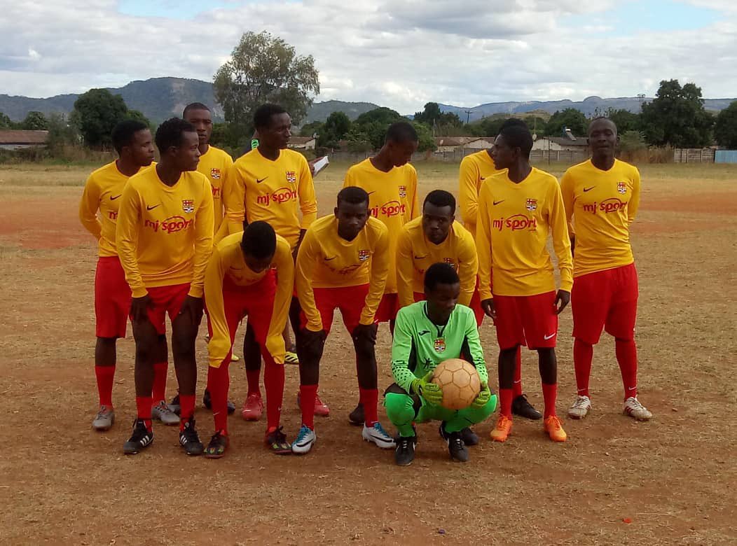 A couple of school teams in Zimbabwe modelling some of our kit that we sent across last summer. @4TaylorAtherton foundation & @mjsport1 names along with our club badge being spread further across the African continent.Thank you for all your sport clothing donations