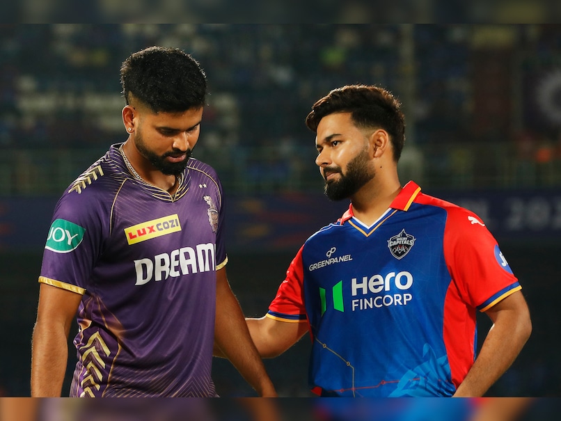 Delhi Capitals captain Rishabh Pant wins toss, opts to bat against Kolkata Knight Riders in an IPL 2024 game #KKRvDC #IPL2024 #KKRvsDC Live Scorecard tinyurl.com/2u4439fm Live Updates tinyurl.com/4wm8crbz