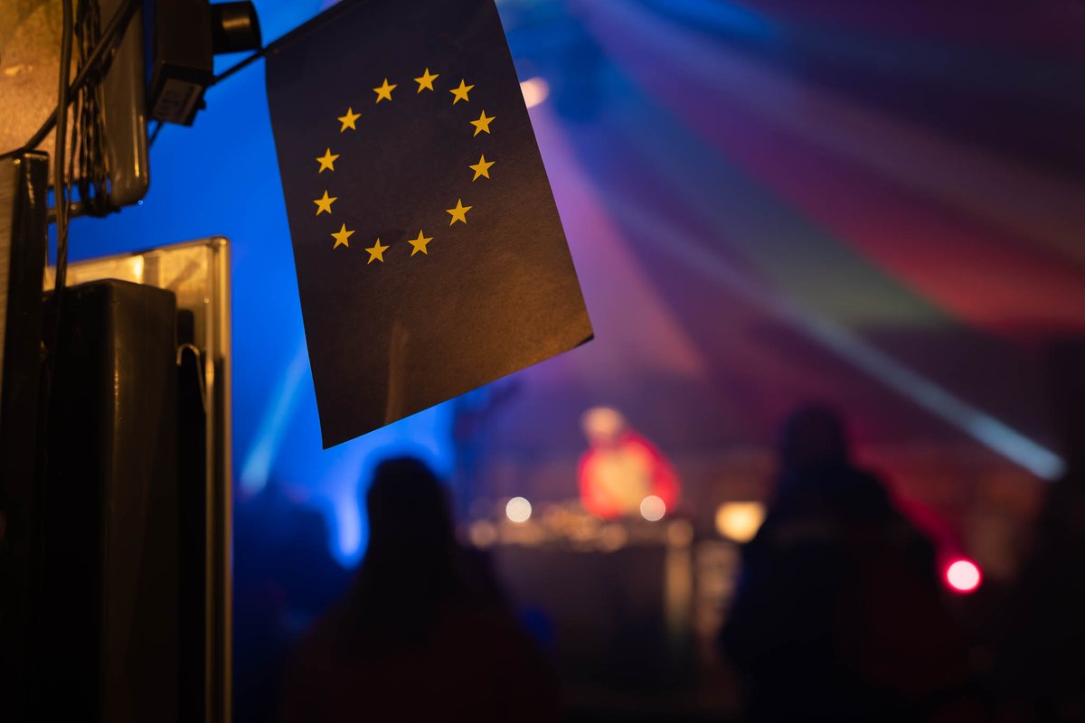 Das war das Europafest am Dreiländerpunkt bei #Zittau. 🇵🇱 🇨🇿 🇩🇪
Rund 8.000 Gäste, viele Partner &amp; helfende Hände 🙏
Das Motto: "Am besten gemeinsam", 20 Jahre nach dem EU-Beitritt von Polen und Tschechien. 
Ein gelungenes Fest vor der #Europawahl2024 🇪🇺
europa.eu/!8yFVj3