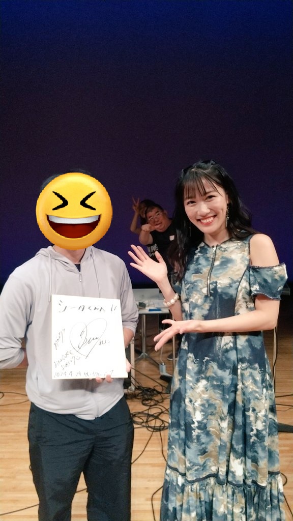 シータ tweet media