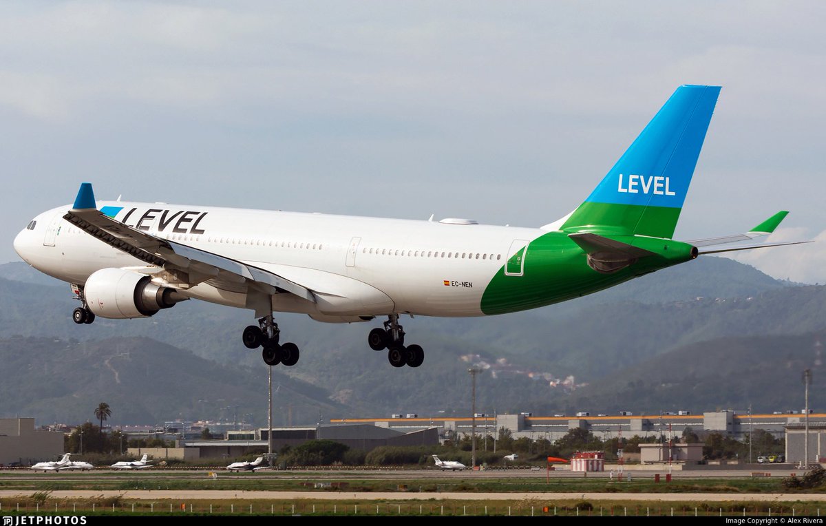 72 pasajeros arribaron a Buenos Aires 🇦🇷 en el vuelo IB 2601 de Level procedente de Barcelona 🇪🇸 · 22,93% de ocupación