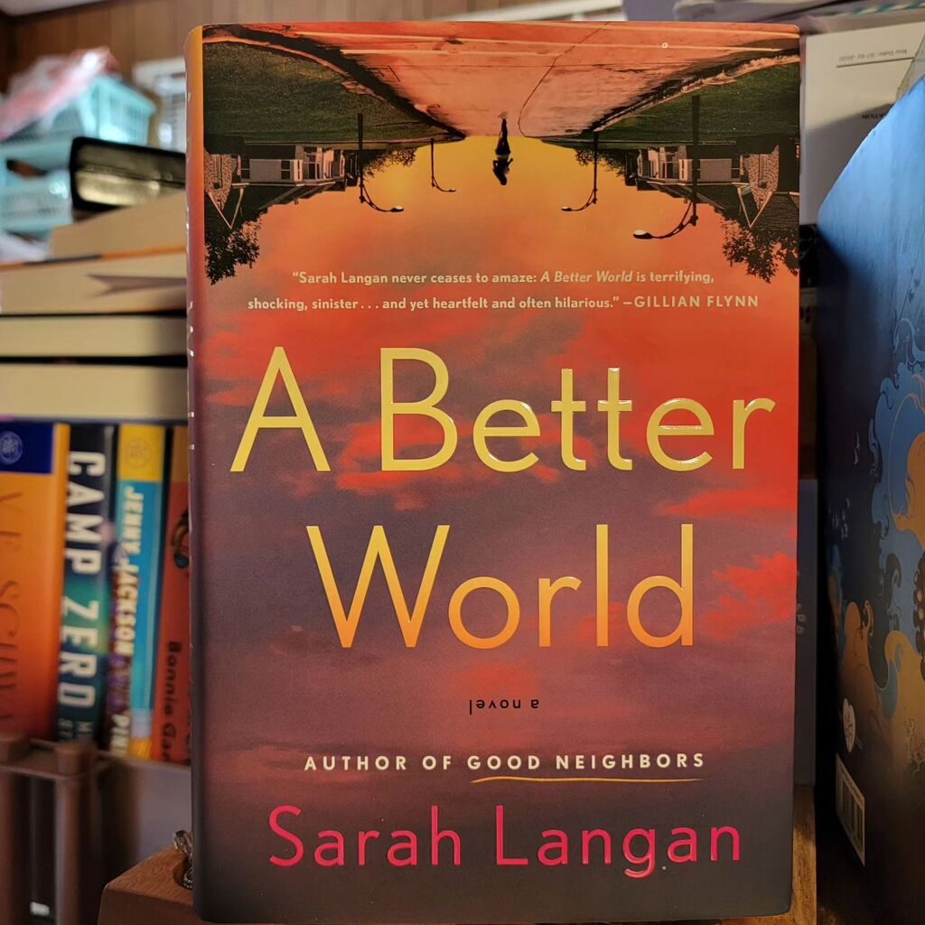 'A BETTER WORLD [by @SarahVLangan1] is a dark and eerie story. With few exceptions, the characters are a disturbing lot.'—@FreshFiction 🔗freshfiction.com/review.php?id=… 📸@jennbookshelves