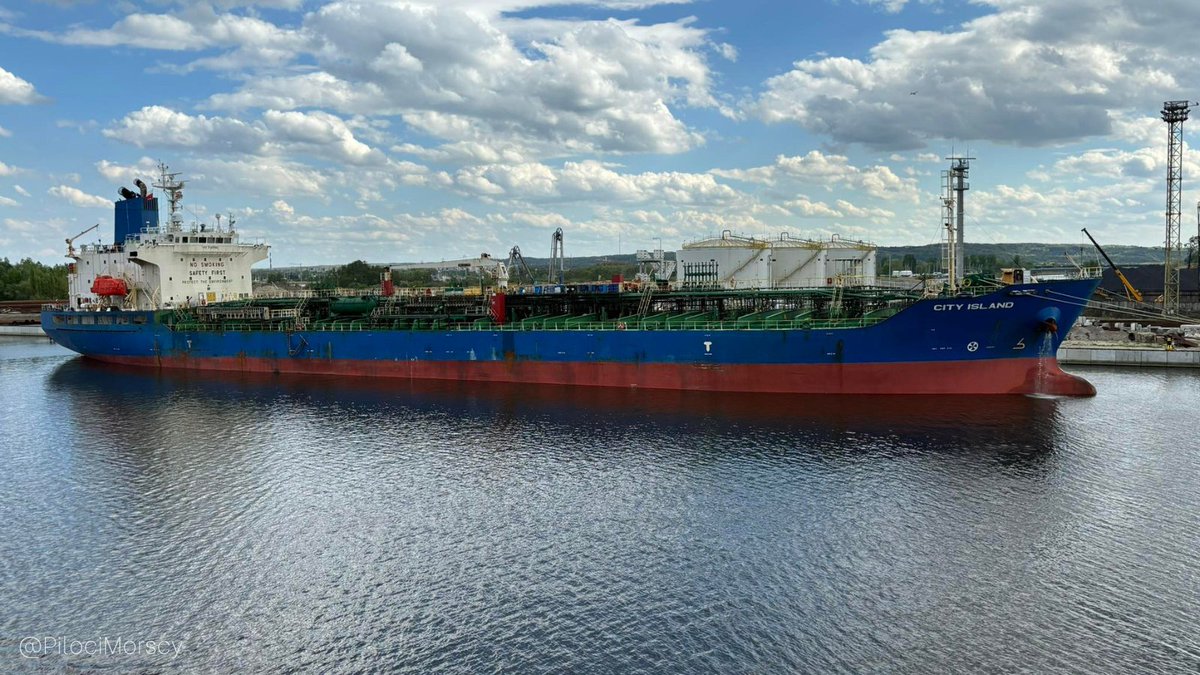 Nowe Nabrzeże Dąbrowieckie w Porcie Szczecin obsłużyło pierwszy statek - chemikaliowiec City Island  #okiempilota @PSwiaderski #zżyciapilota #pilotonboard #shipsinpics
Więcej w artykule @Gosp_Morska_pl 🚢tinyurl.com/43th33h4