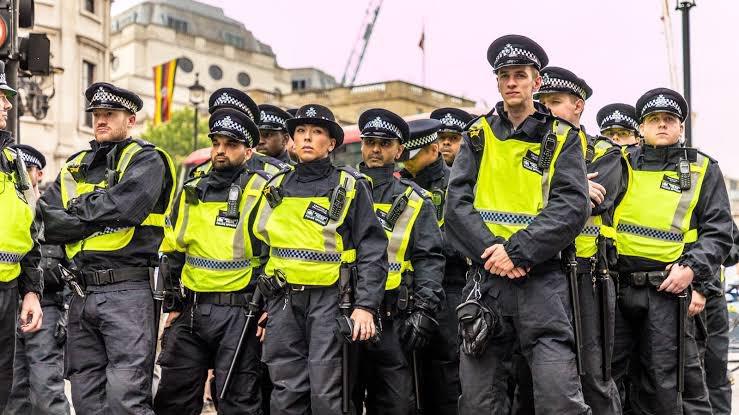 UK Enacts Law To Empower Police, NCA To Seize, Destroy Crypto Assets Used By Criminals | Sahara Reporters bit.ly/3QiIwyH