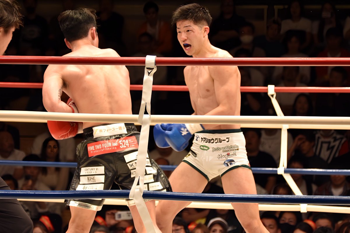 kosuke45t's tweet photo. 今回は稲垣選手が勝利したが
K-1の最強を決める舞台で
また観たいって思ってしまった
欲張りですいません でもまた観たい🔥
#Krush160 https://t.co/gNtqs2TFxd