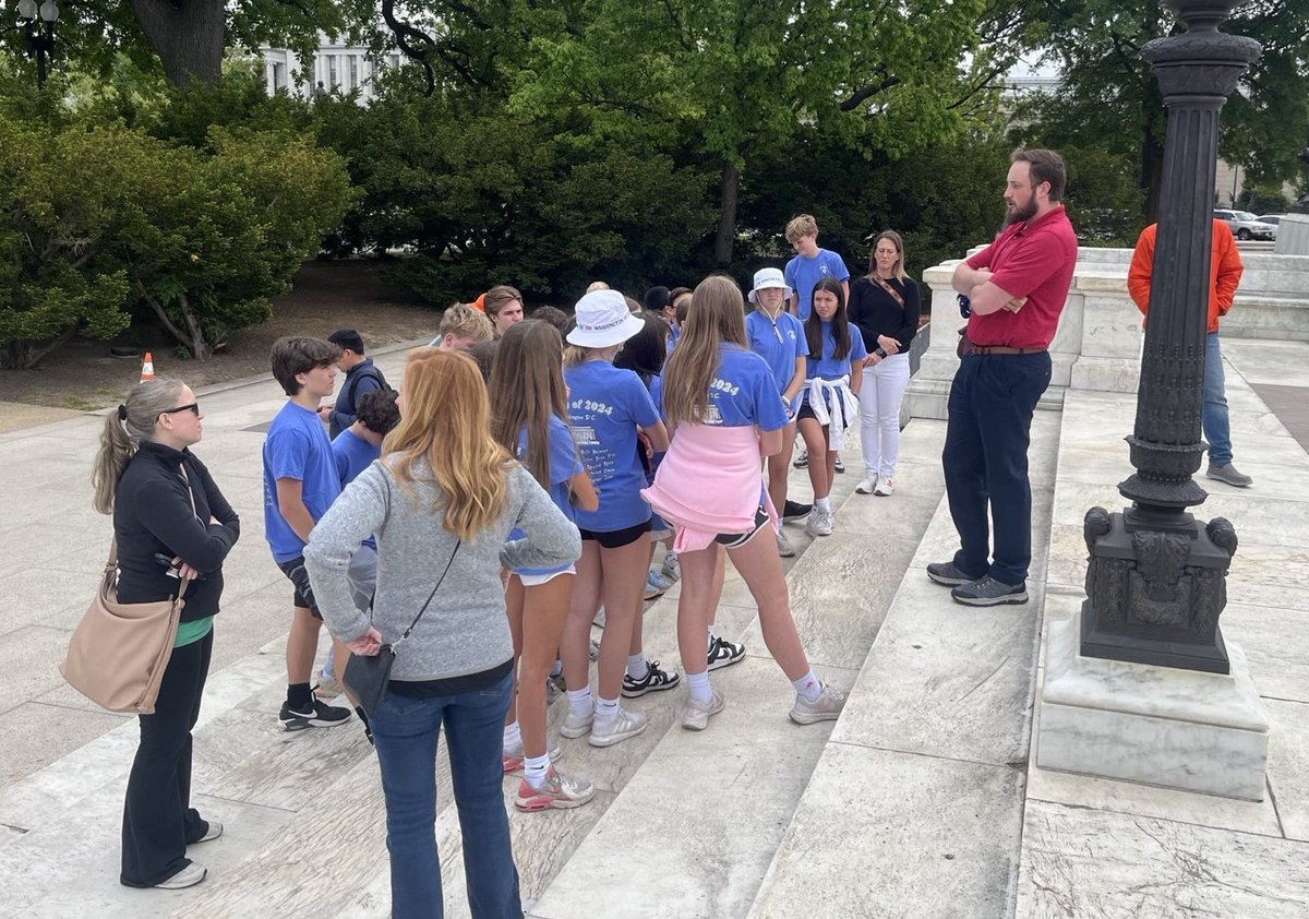 Students from @scsknights2018 are excited to learn about government & make their communities better!

My team recently had the pleasure of talking with them in Washington & hearing their great ideas.

Both their future & the future of #NortheastOhio are looking bright!