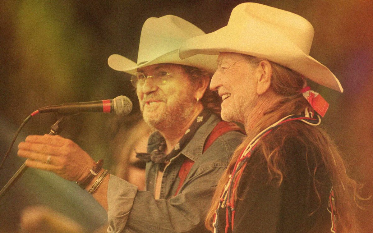 On @WillieNelson's big 91st bday, let's re-up an all-time great OBW ep, @raywylie w/some of the finest Willie stories you'll ever hear in re. Whiskey River, smoking Arkansas Permaf**k, the Time Tube, getting kidnapped by Poodie and Paul, etc Hear here: bit.ly/43kHNRU