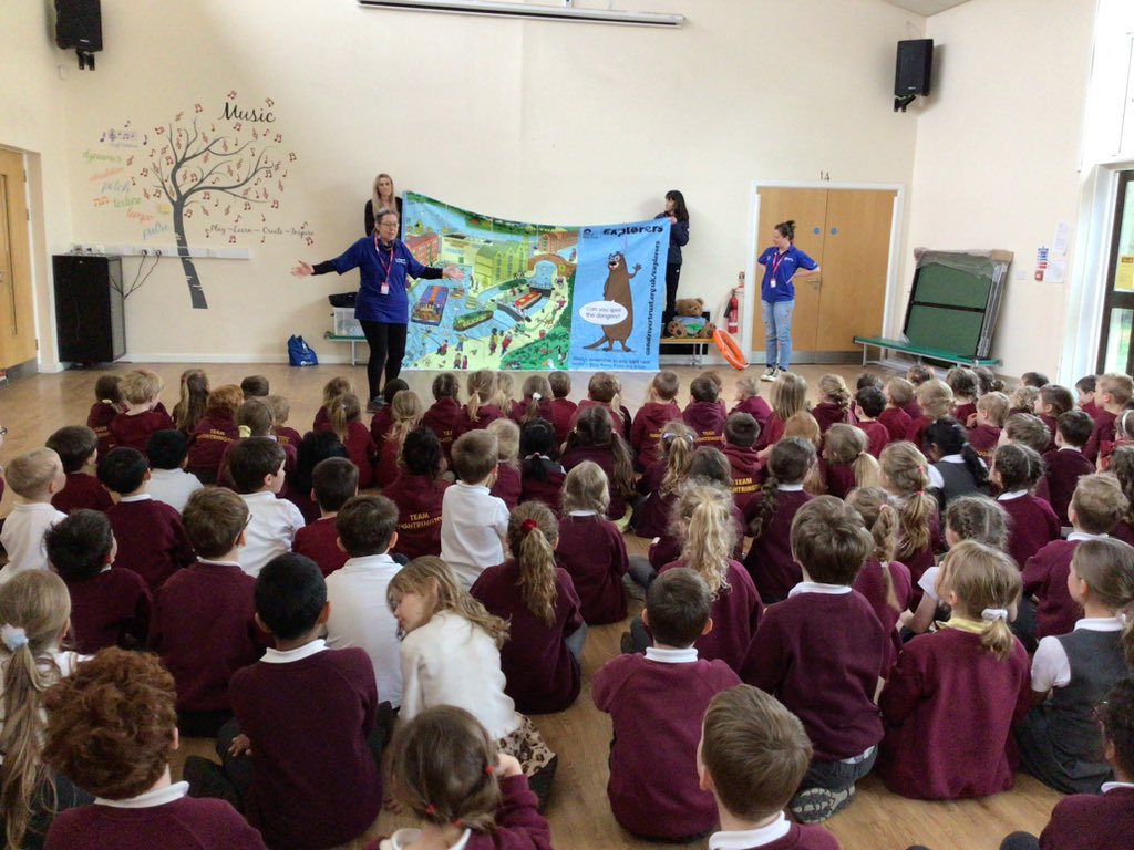 EYFS and KS1 have been learning how to keep safe when out and about near water. A big thank you to @CanalRiverTrust for a great assembly! #KeepingSafe