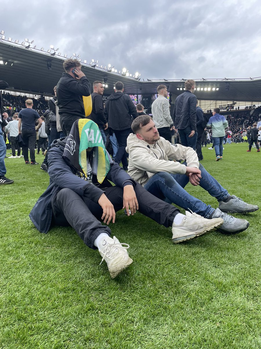 YardieRams's tweet image. Right, can we try a ting here, 👀 Rams Fans, let’s get a thread deh pon dis!
We want you to post your single favourite photo/video from Saturday!! Some of you have got the maddest 📸😍

We’ll go first, quote or Reply! 

#YardieRams #DCFC #DCFCfans 🇯🇲🐏