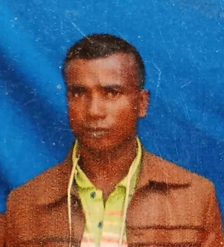 The Arakan Army (AA) abducted a Rohingya named Noor Mohammed, son of Zahid Huson, aged around 45 and father of five children, on April 23rd at 9 pm from Asheikja, Tha Yet Oak village, Maungdaw. His whereabouts are still unknown. He is a civilian and must be released immediately.