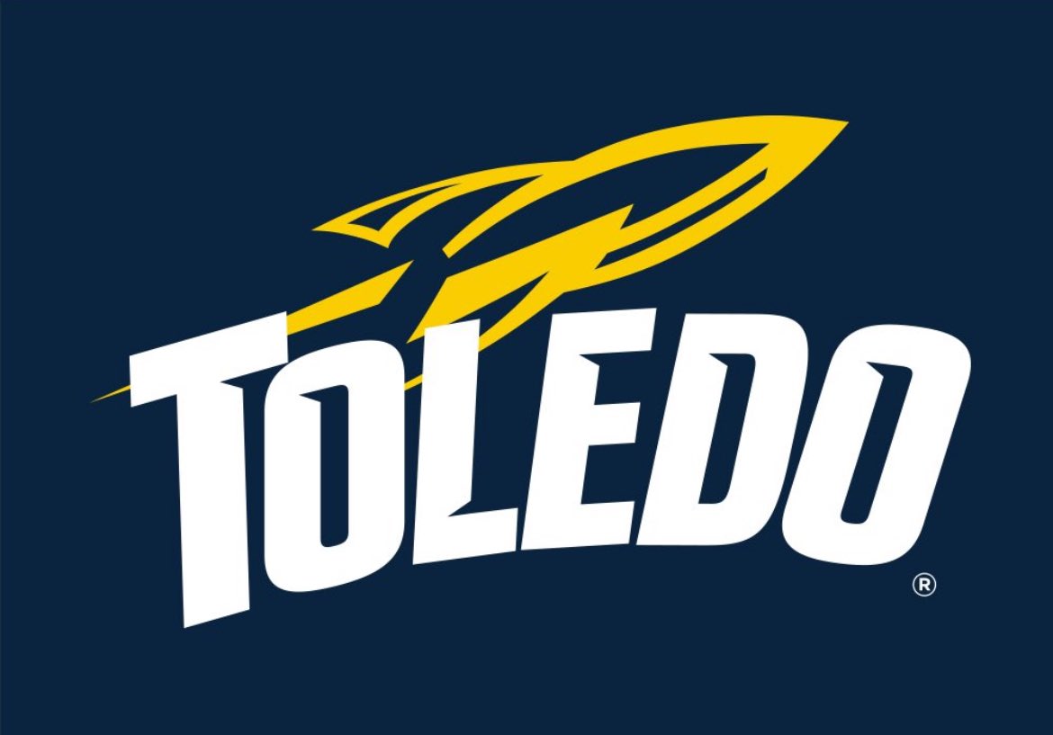 After a great conversation with @ToledoQBs I am very grateful to receive an offer from @ToledoFB !!! #GoRockets🚀 @CoachCandle @CoachNCole @CoachFlemWR @CoachBGasser @SWiltfong_ @ChadSimmons_ @AllenTrieu @adamgorney @IamClint_C @CoachDanny10 @football_carmel @coach_hebert