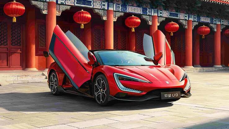 Byd YangWang U9 tamamen elektrikli süper otomobil… 1287 HP toplam güç. Çin fiyatı yaklaşık 250 bin dolar…