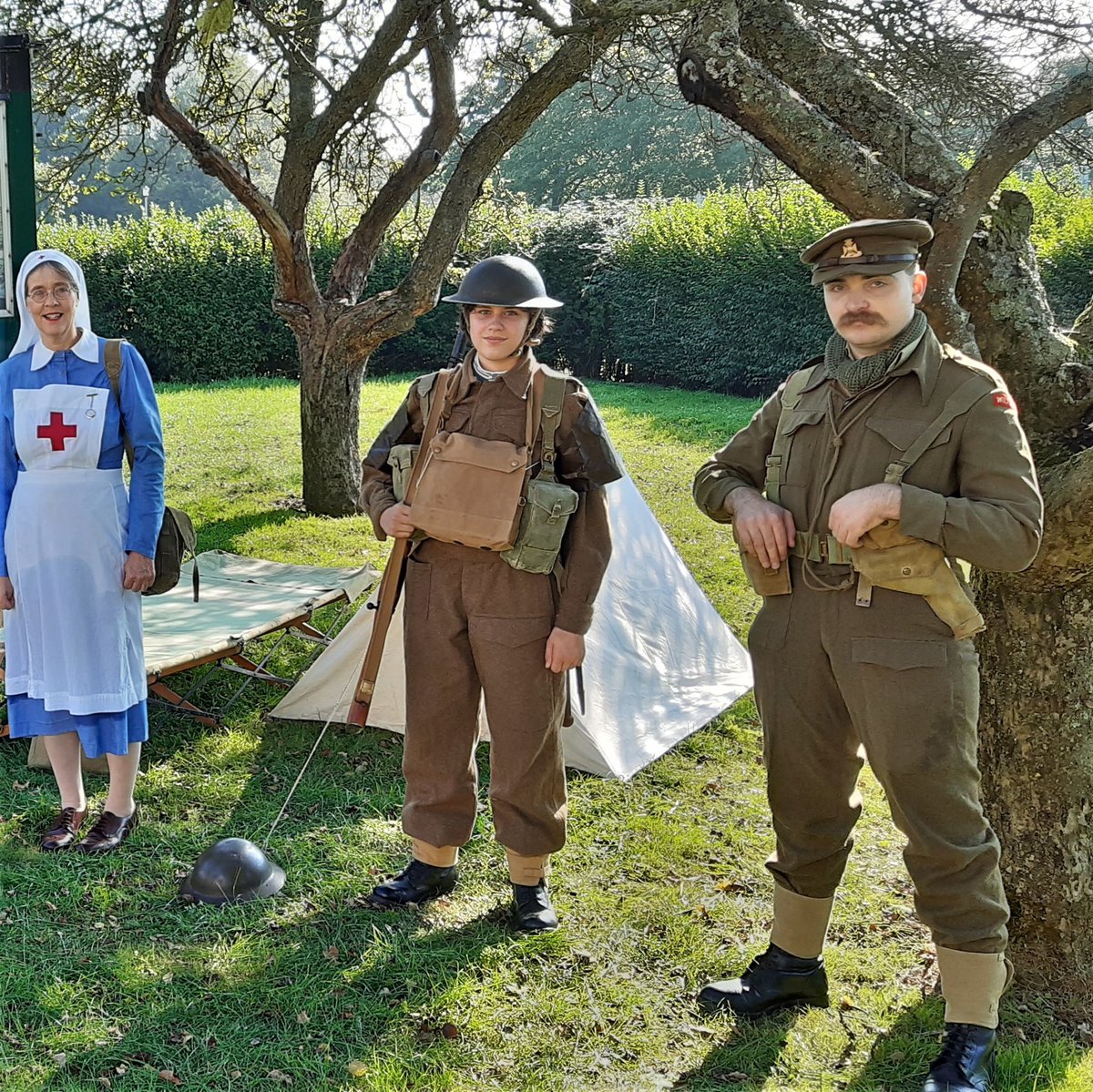 💥 JOINING US AT WARTIME BRITAIN 🔫 Some of the incredible groups/individuals joining us to bring the 1940s to life on 11-12 May! @TheWelshTommies @MontysMisfits 1940's Buddies, The Gun Nuts, Gloucs Regt Re-enactment Group, Wiltshire Home Guard 🎟 rememuseum.org.uk/Event/wartime-…