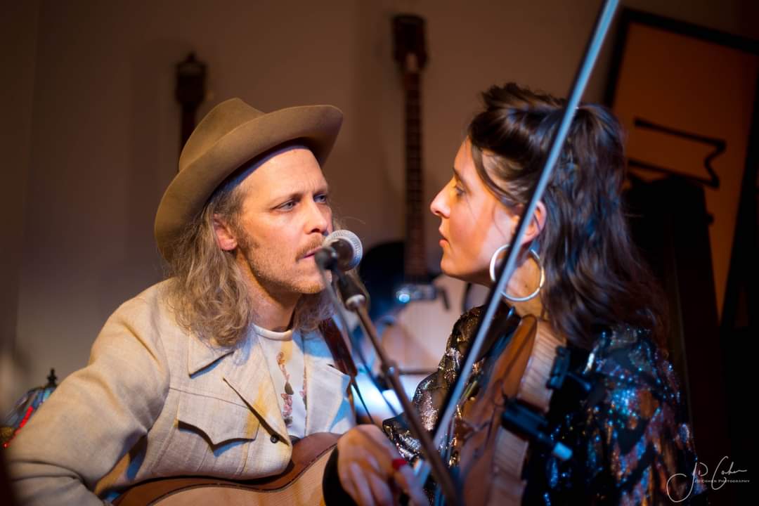 Stage Stories Music Magazine (@thestagestories) on Twitter photo David Wax Museum April 27, 2024
<a href="/davidwaxmuseum/">David Wax Museum</a>
<a href="/TheStageStories/">Stage Stories Music Magazine</a>
📸: JD Cohen David Wax Museum April 27, 2024
<a href="/davidwaxmuseum/">David Wax Museum</a>
<a href="/TheStageStories/">Stage Stories Music Magazine</a>
📸: JD Cohen