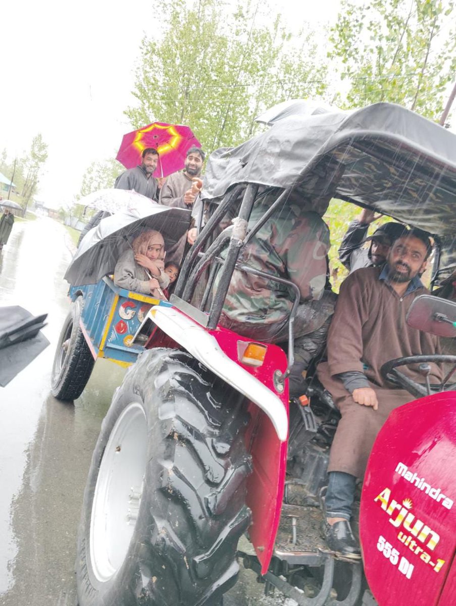 Due to heavy rainfall, Kupwara Police, along with District Administration, SDRF, CRPF, and Army, is conducting rescue operations. Our teams are in the field ensuring public safety. For emergencies, please contact us. Stay safe and do not panic. PCR: 7051404938