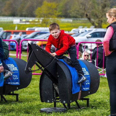 It was great to welcome @RacingtoSchool to our Family Day, where guests had the opportunity to have a go on the equicizers, getting an idea of what it is like to be a jockey!🏇 Visit the link below for more information about this fabulous charity.⭐ racingtoschool.co.uk