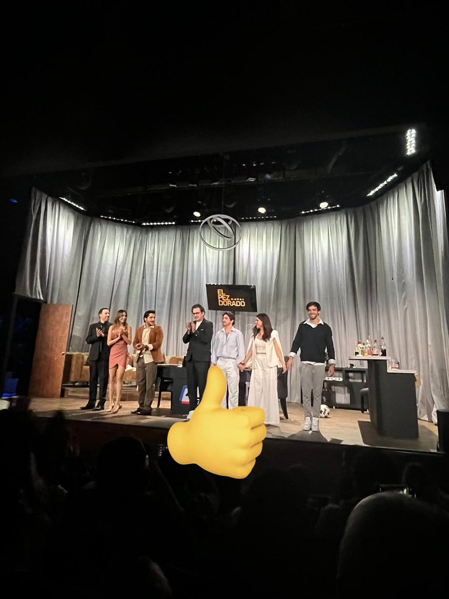 La semana pasada vi esto gracias a <a href="/edresenateatro/">Ed Reseña (teatro)</a> y la recomiendo mucho 👏🏼👏🏼👏🏼