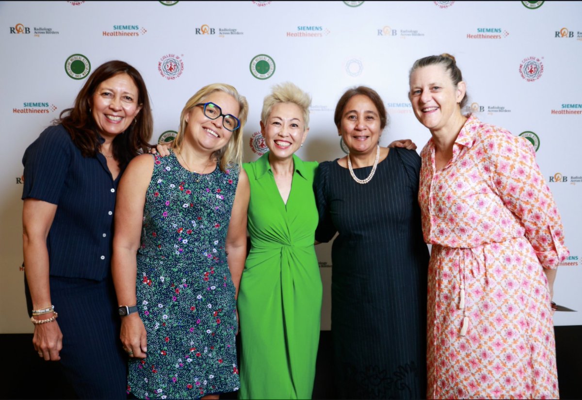 With absolute superstars @DrReginaJHooley Bronwen Slater, Chhaya Mehrotra and Trina Whittaker at the Radiology Across Borders meeting focussing on Women's Health in Manila, Phillipines on the weekend! #radiology #WomensHealth #breastcancer #breastscreen