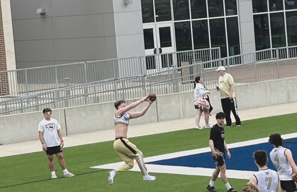 Blessed to have made the all tournament team 2 tournaments in a row. Let’s keep this rolling‼️ @TopGunQB @KayJay20_ @HuntleyFB @PrepRedzoneIL @OJW_Scouting @AllenTrieu @247Sports @On3Recruits @On3sports @NCSA_Football @CoachHefNCSA @PlayBookAthlete #WHYIGRIND #AGTG✝️