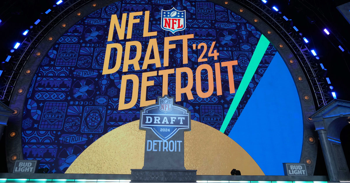 As talking heads offer reactions from the NFL Draft, one of the biggest game-changers can't be assessed by height, weight or 40 times. NIL had its fingerprints all over the latter rounds and will continue to in the future. @EricPrisbell: on3.com/nil/news/how-t…