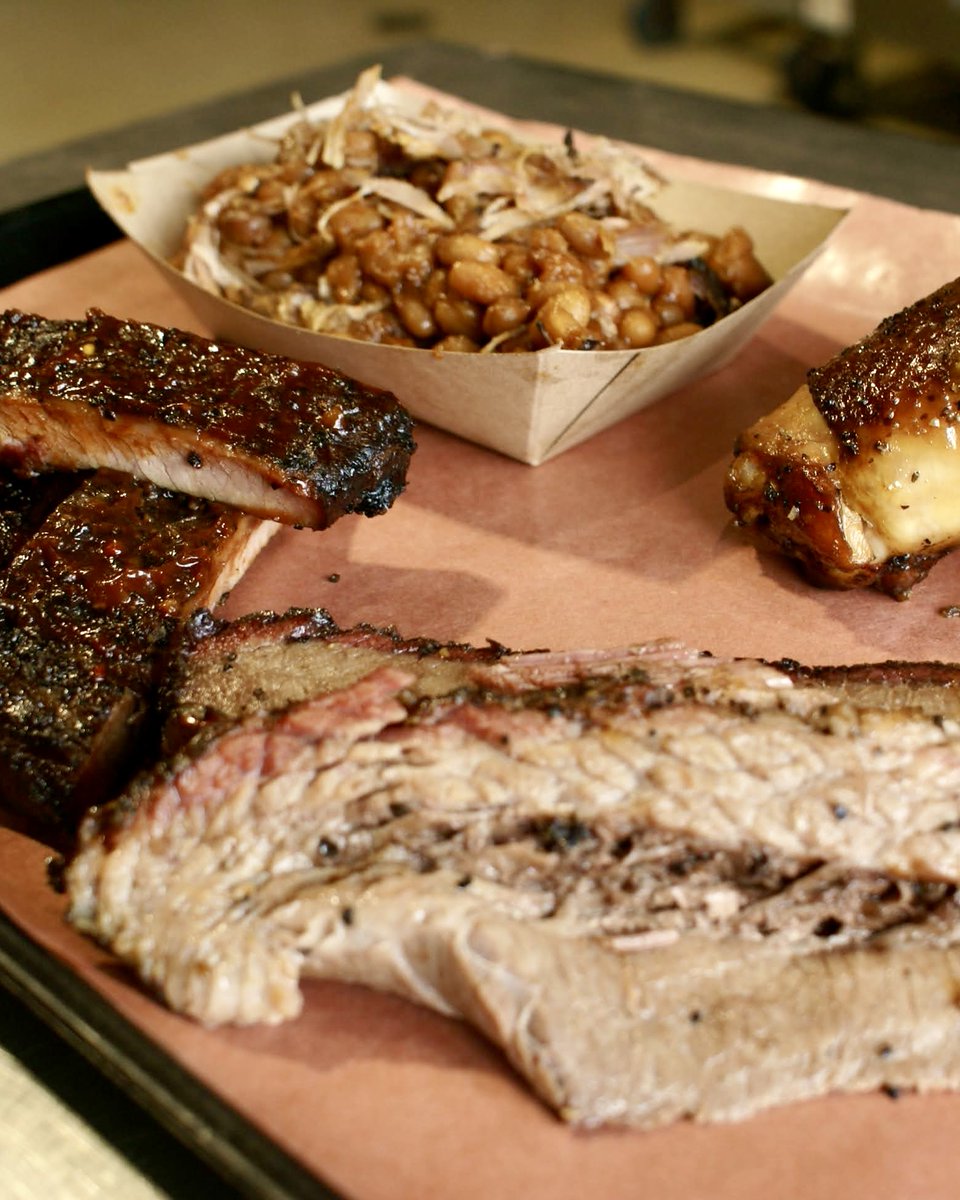 Hungry? Don’t worry, we’ve got you covered with our Hungry Man Platter on special today!

#brisket #meat #bbq #pulledpork #ribs #pork #beef #texasbbq #texas #grill #heartyeats #delicious #filling #love #bigeats #foodie #instagood #foodlover #hungrymanplatter