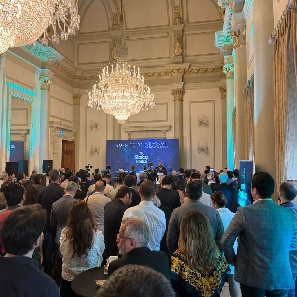 🚀 15 Nisan tarihinde Londra'da açtığımız yeni ofisimizle uluslararası etki alanımızı genişletmenin gururunu yaşıyoruz! 🇬🇧🇹🇷 🙏🏻Bu kez, ülkemizin yerli ve milli teknoloji ihracatı için çok önemli bir gelişme olan bu adımı duyurmak için Türkiye’de düzenlediğimiz lansman…