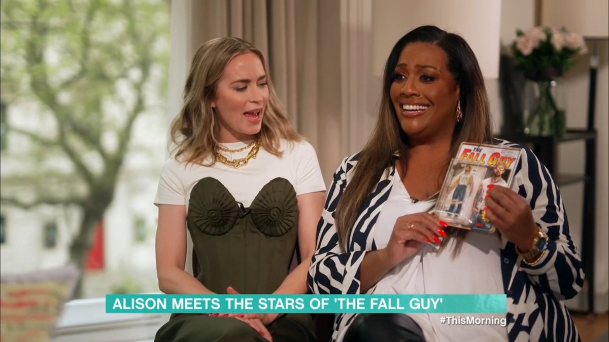 SO HERE is a fun thing that happened. Back in November, I created a (fully CGI) Ryan Gosling/Colt Seavers action figure for the @TheFallGuyMovie subscriber's cover of @empiremagazine and here's @AlisonHammond receiving a *real* one, as a gift (from Ryan) on @thismorning...