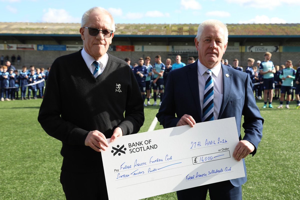 Our end of season awards were kicked off with a presentation of a cheque for £16,000 of massively vital funds from the Forfar Athletic Supporters Club to Chairman Scott Murdie.