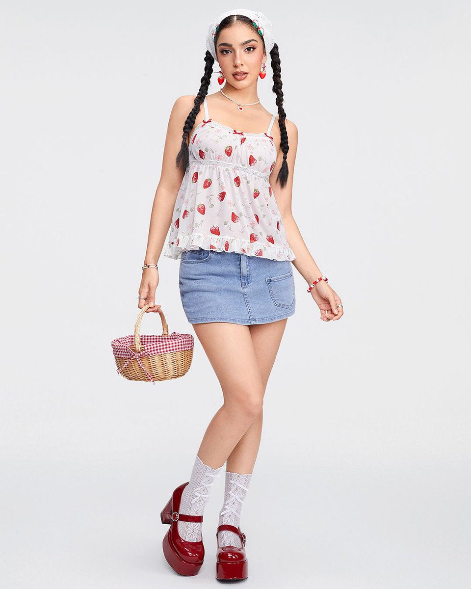 ROMWESHOP's tweet image. DO YOU EVEN PICNIC?🧺 pack your basket and enjoy the spring szn with our newest kawaii collection🌷 #ROMWE #kawaii #springlook #summervibe #softgirl #outfitinspo