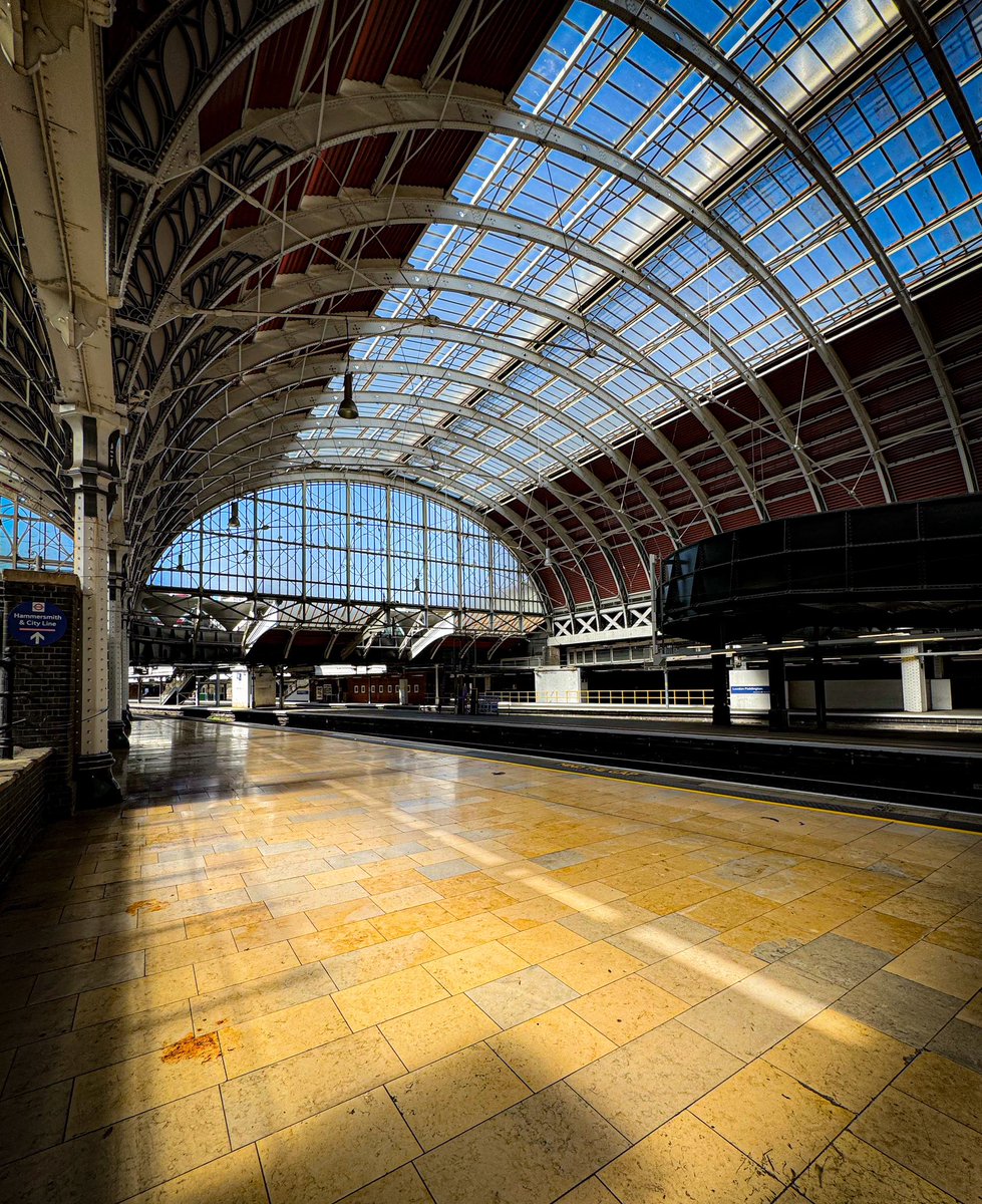 Waiting in the shadows. 📍Paddington #Railway Station, #London #railways #architecture #travel #shadow #light #photograghy