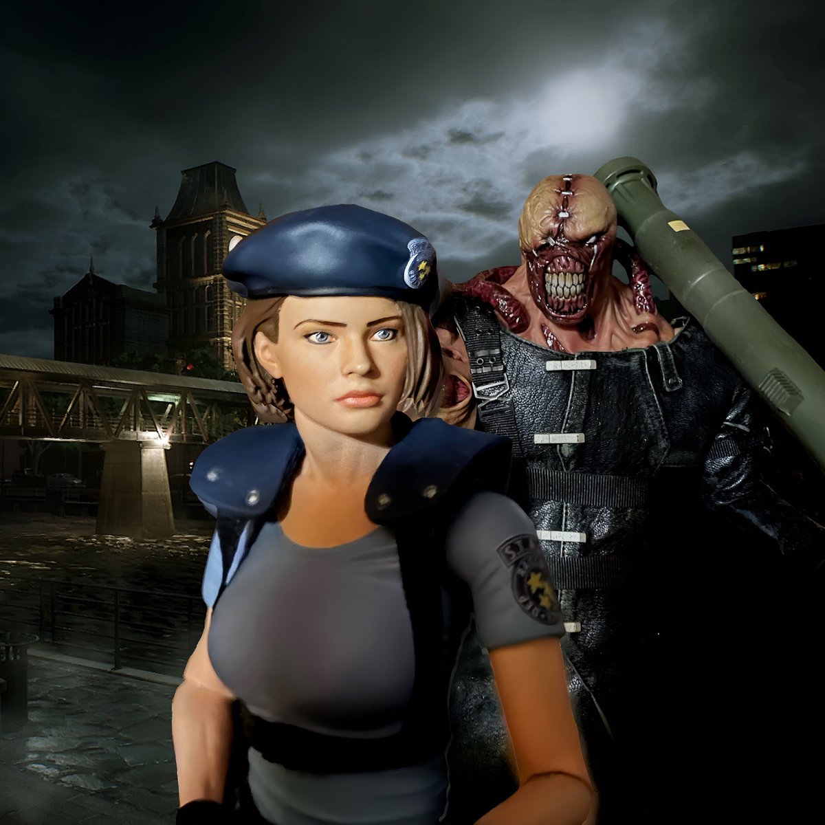 Here we have my custom Jill made by Christina Conan and the World Box Nemesis! 2 really cool pieces in my RE Collection!

#REBHFun #JillValentine #Nemesis #ResidentEvil #ResidentEvilFigure #ResidentEvilCollection