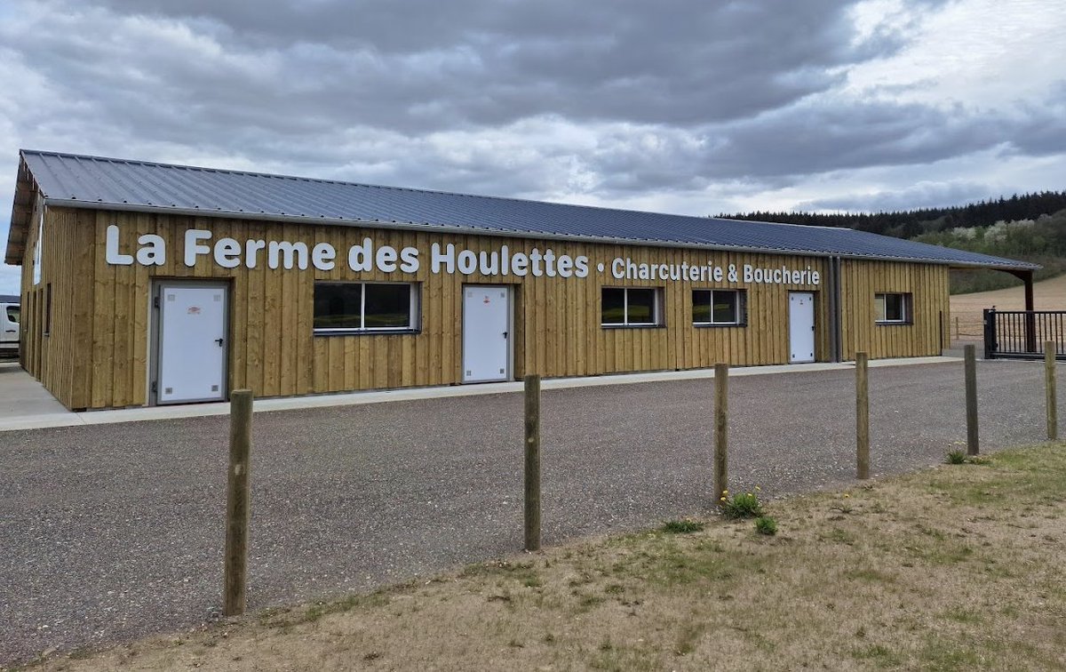 Un nouvel agriculteur se lance dans la #ventealaferme ! 🐷
La ferme des Houlettes, située à Angerville-la-Campagne et spécialisée dans l'élevage de #porcs, va désormais jusqu'à la transformation et s'ouvre à la vente en #circuitcourt👍

Les produits de sa #boucherie-charcuterie…